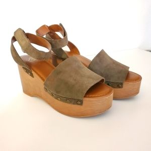 Size 7.5 Franco Sarto Green Leather Suede Studded Juliette Wedge Platform Shoes